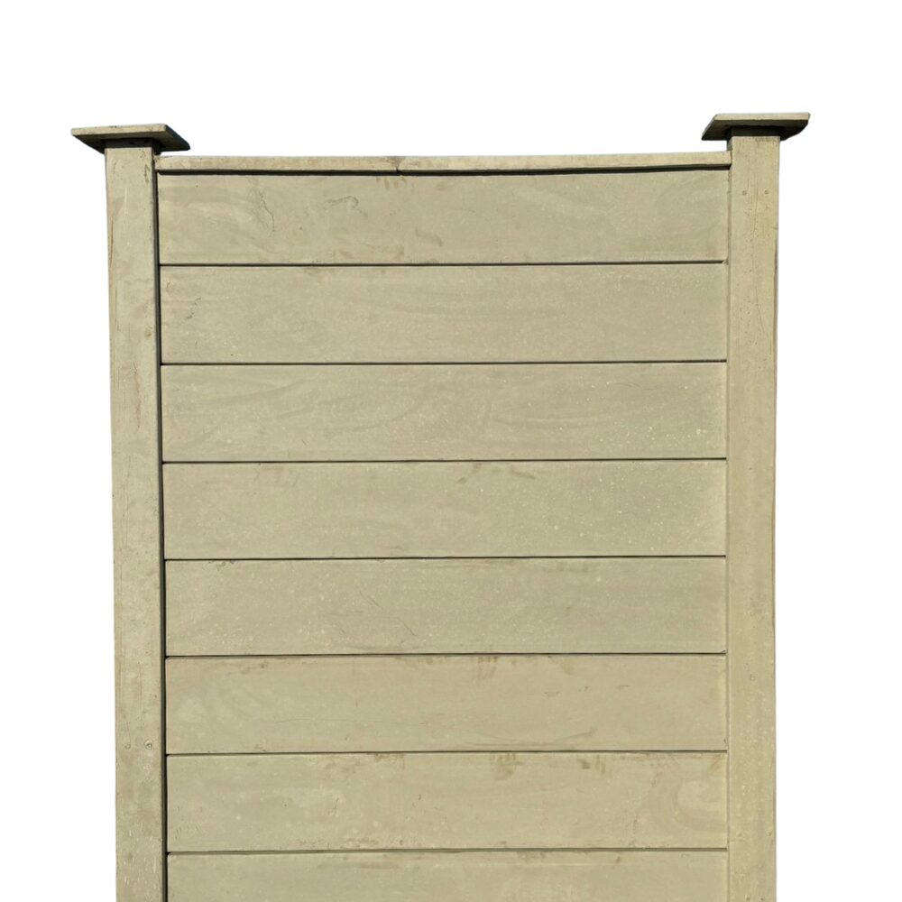 Muro de placa pré-moldado instalado